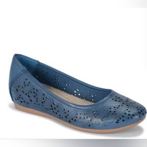 Baretraps Mariah flats in Ocean Blue Size 10 NWT